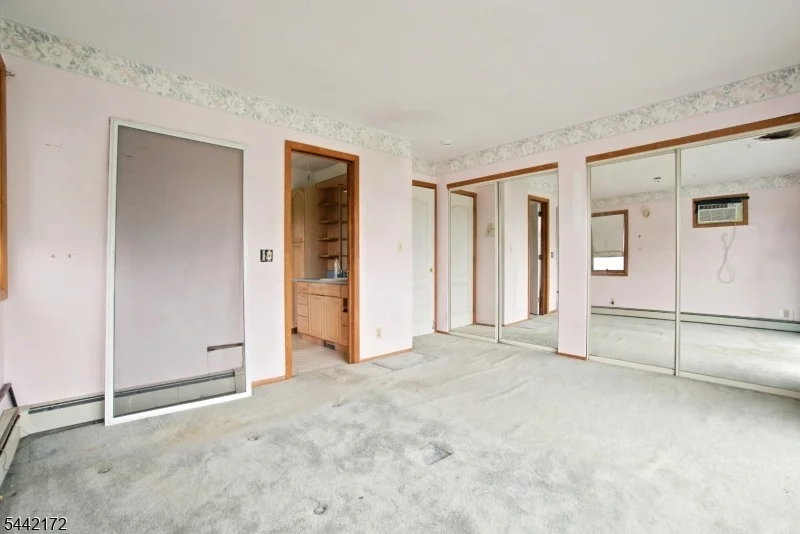 Photo of 175 Wertsville Rd