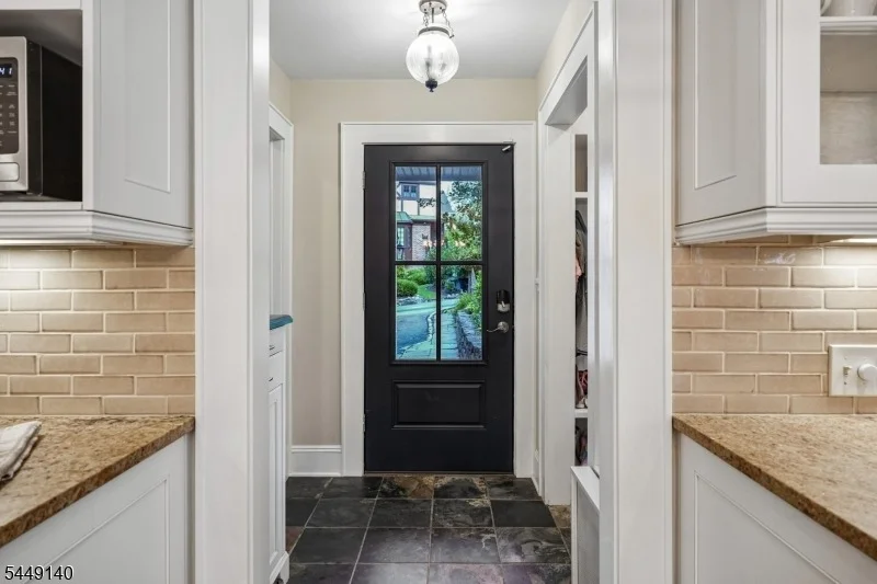 Photo of 74 Blackburn Rd