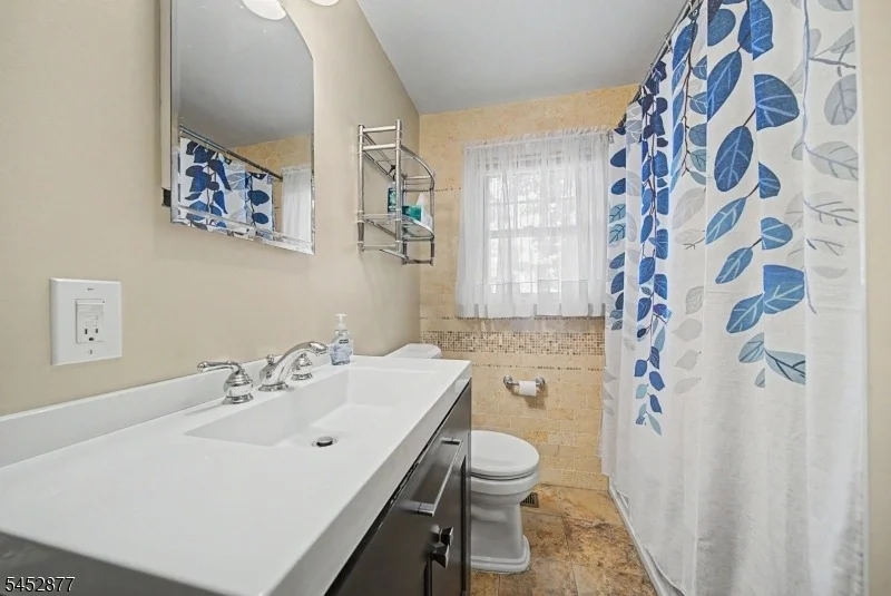 Photo of 409 RIDGE ROAD