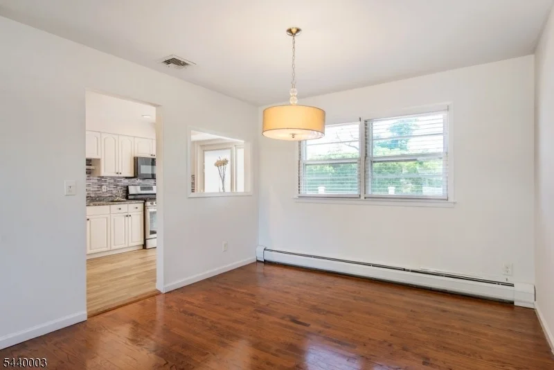 Photo of 8 Kennedy Dr