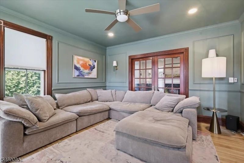 Photo of 406 W Moore St