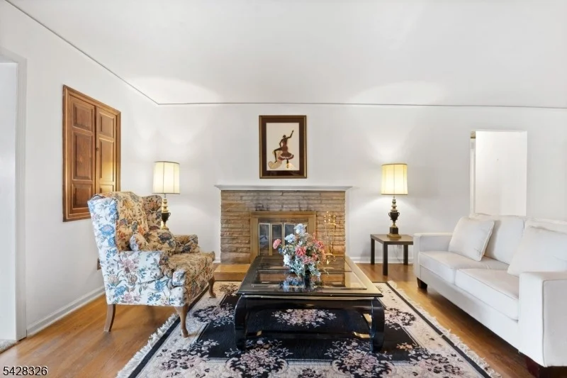 Photo of 26 Devon Dr