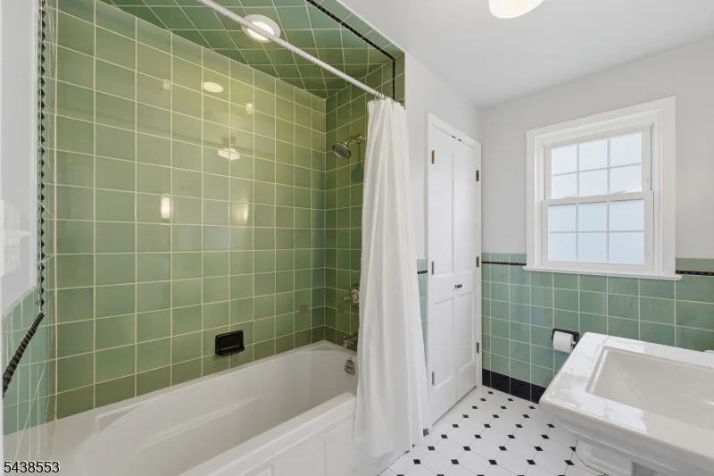Photo of 154 Garfield Place
