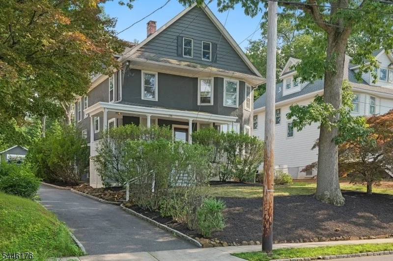 Photo of 26 Mountain Ave