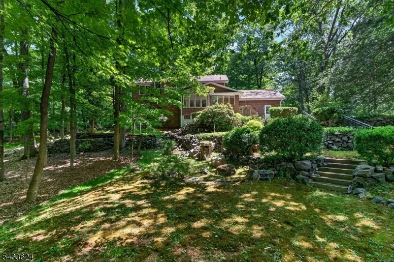 Photo of 53 Joan Drive