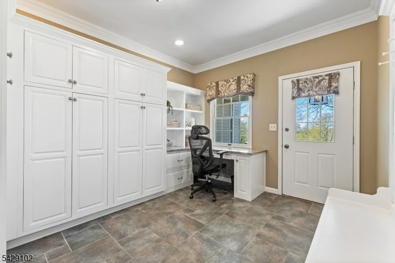 Photo of 16 Yorkshire Dr