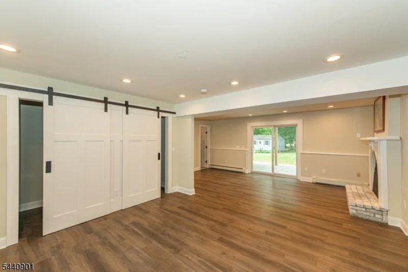 Photo of 9 Flintlock Dr