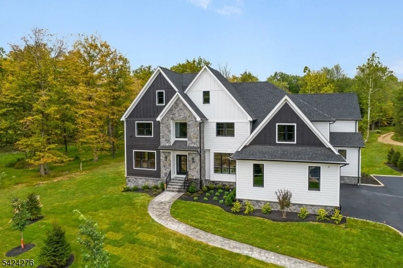 Photo of 3 Brookside Dr