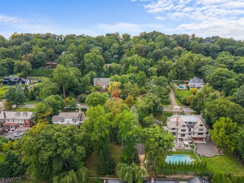 Photo of 303 Upper Mountain Avenue