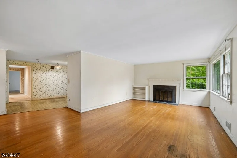 Photo of 137 Beekman Rd