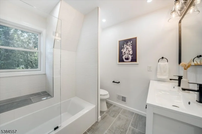Photo of 5 Brookside Drive