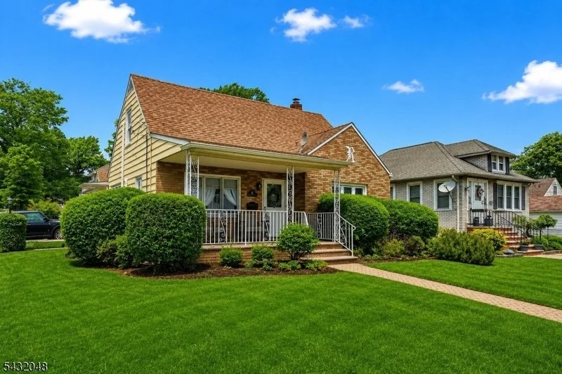 Photo of 21 5Th Ave