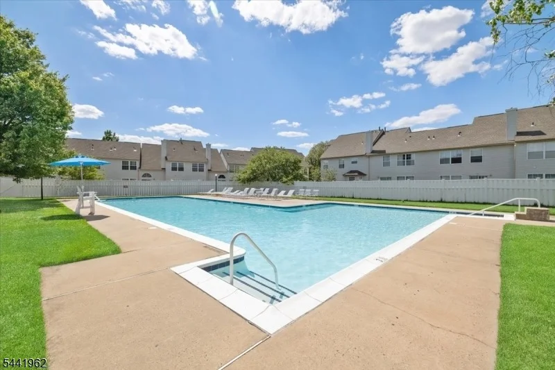 Photo of 286 Nebula Rd