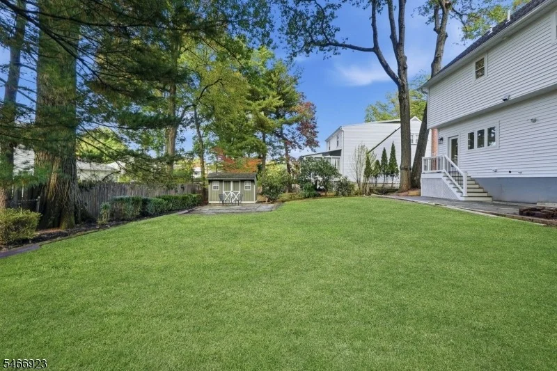 Photo of 37 Maple Ave