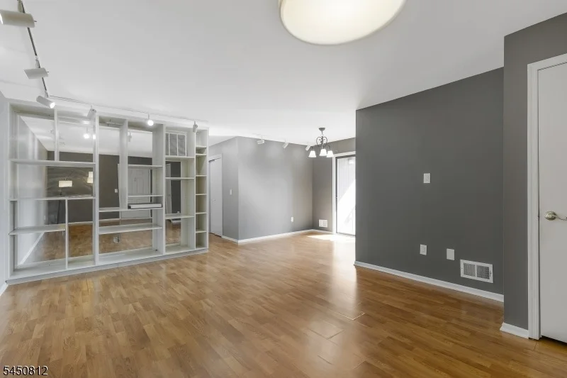Photo of 38 Foxhall