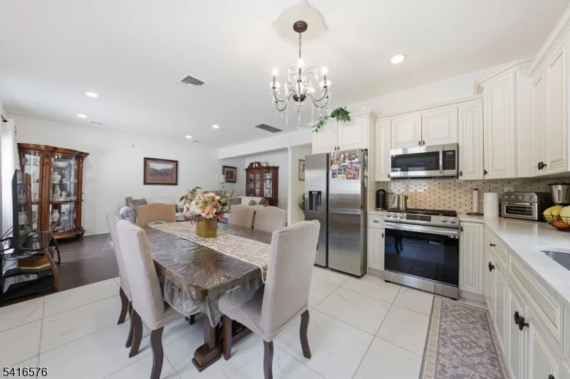 Photo of 270 Baldwin Ave