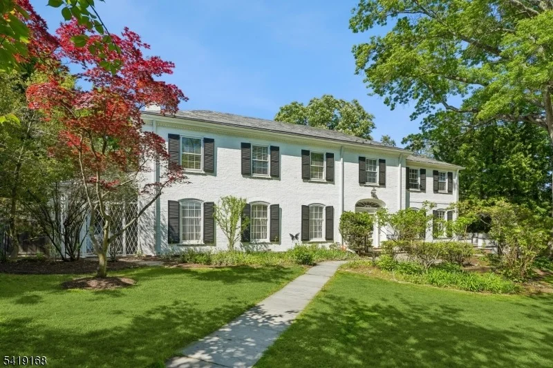 Photo of 343 Forest Rd
