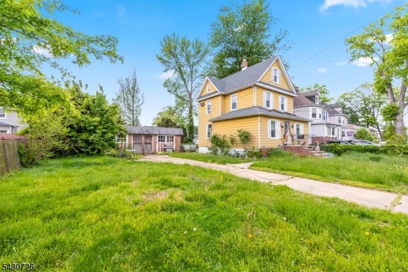 Photo of 230 Aldene Rd