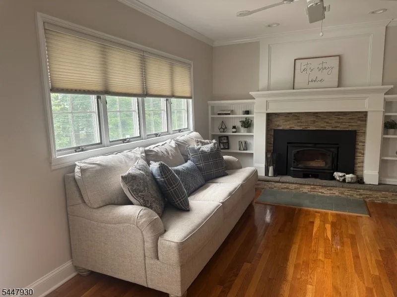 Photo of 37 Brookdale Rd