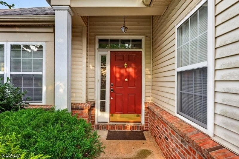 Photo of 14 Daulton Dr