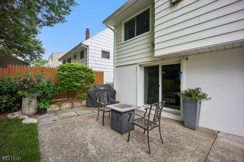 Photo of 23 Andover Pl