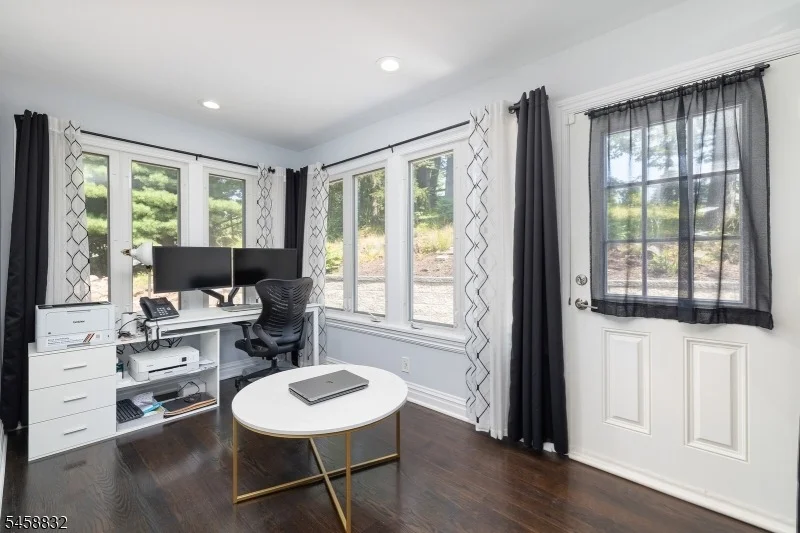 Photo of 330 Springfield Ave