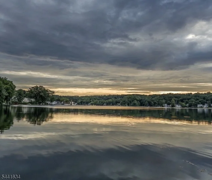 Photo of 72 Lake Dr East