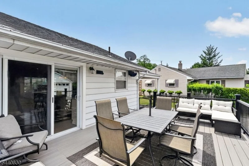 Photo of 42 Donnalin Pl