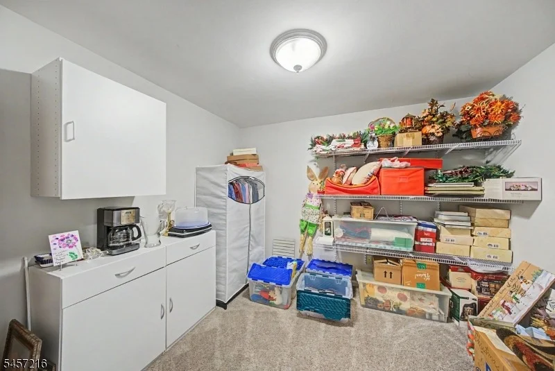 Photo of 42 HICKORY WAY