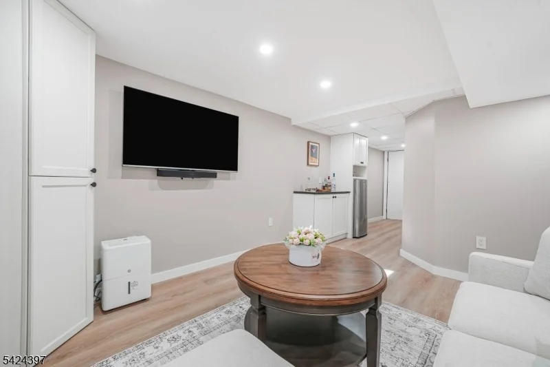 Photo of 21 Joseph Pl