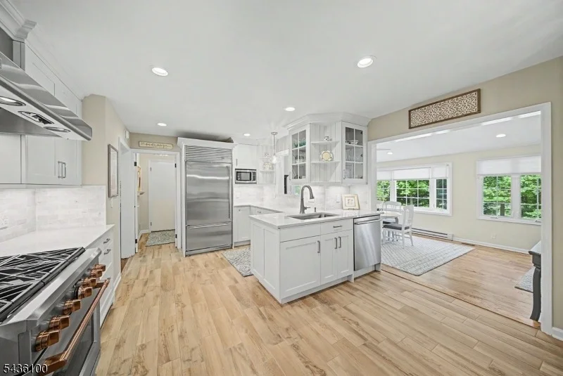 Photo of 13 MABRO DRIVE