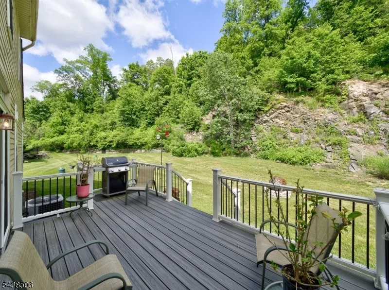Photo of 28 Primrose Ln