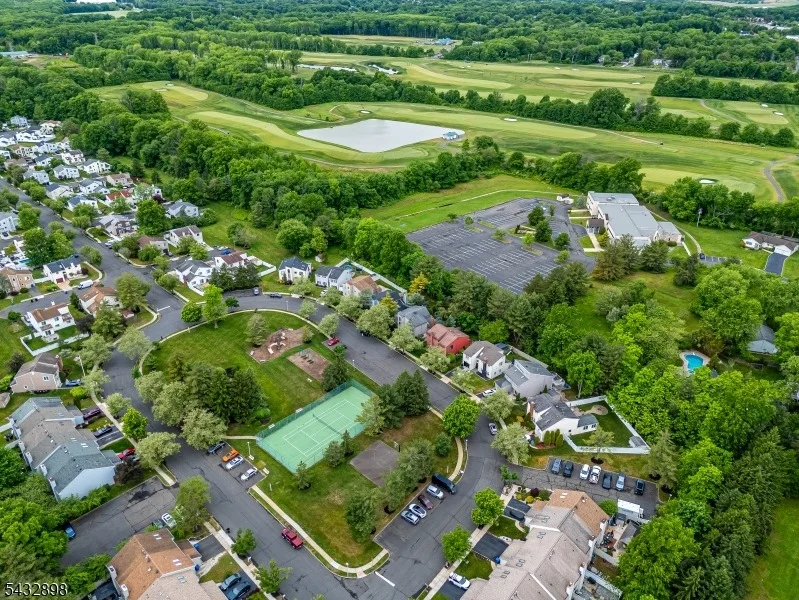 Photo of 85 Homestead Dr