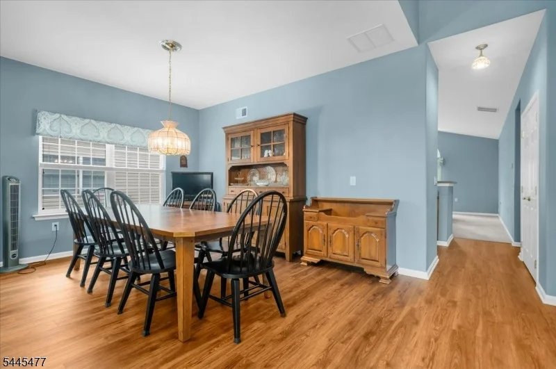 Photo of 79 Renaissance Blvd