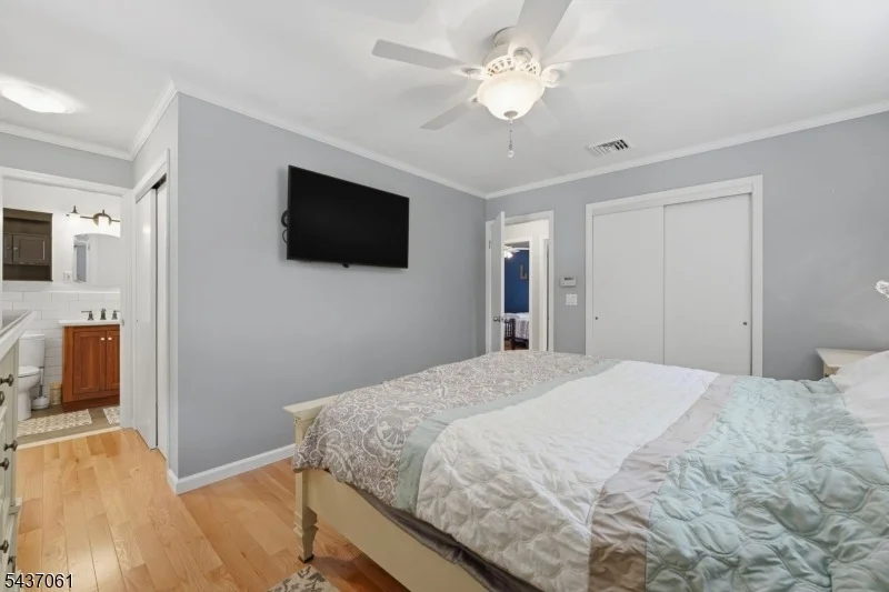 Photo of 16 Windsor Dr