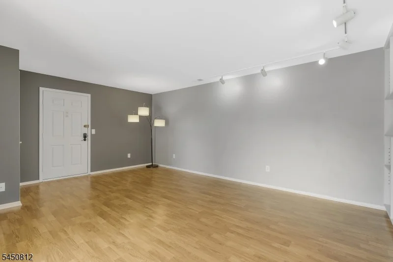 Photo of 38 Foxhall