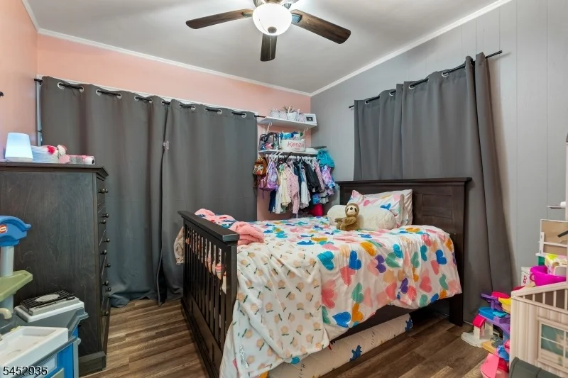 Photo of 175 Long Pond Rd
