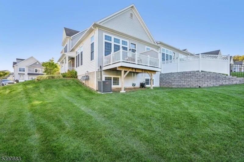 Photo of 30 Juniper Ct