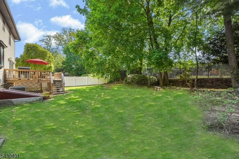 Photo of 621 Bloomfield Ave