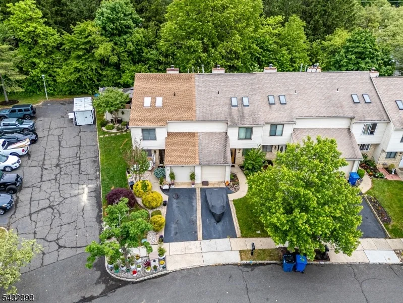 Photo of 85 Homestead Dr