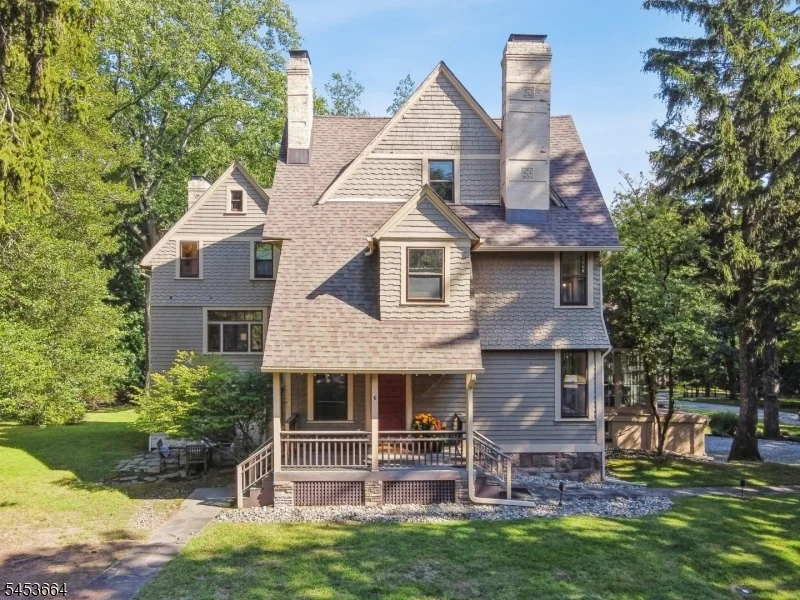 Photo of 6 Edgehill Rd