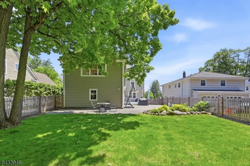 Photo of 3 Orient Way