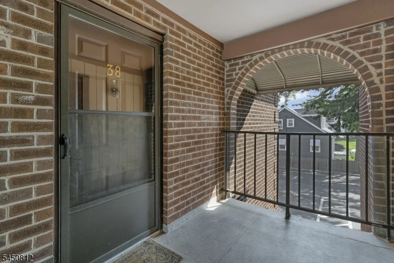 Photo of 38 Foxhall