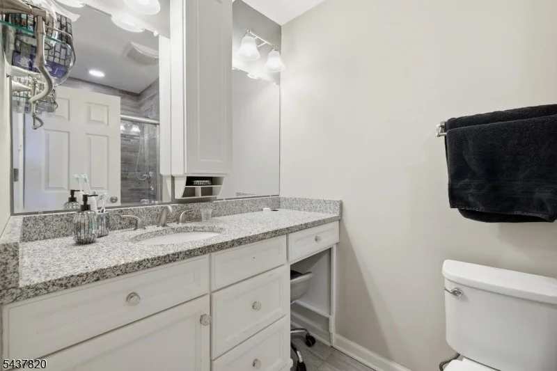 Photo of 58 Oriole Dr