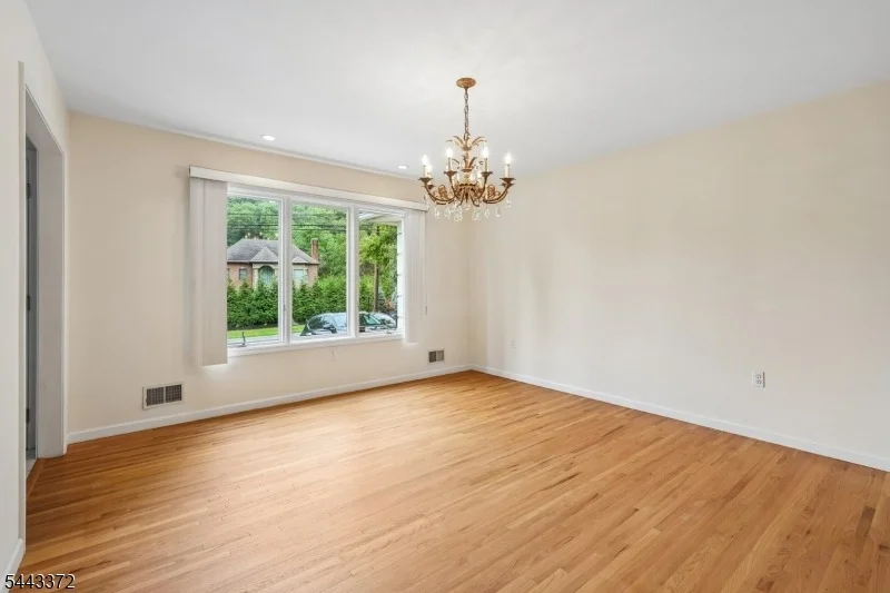 Photo of 54 Church Ln