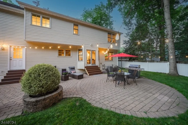 Photo of 53 Maple Ave