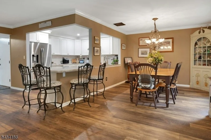 Photo of 21 Braemar Dr