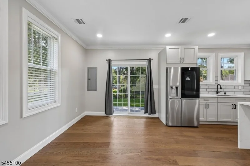 Photo of 34 Gates Ave