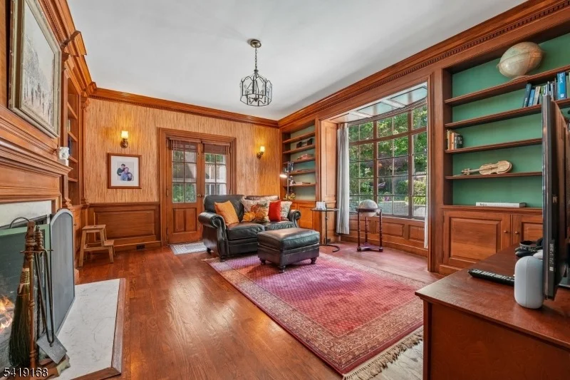 Photo of 343 Forest Rd
