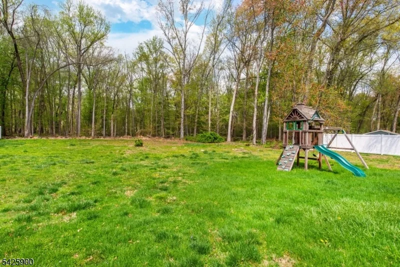 Photo of 17 Cole Rd